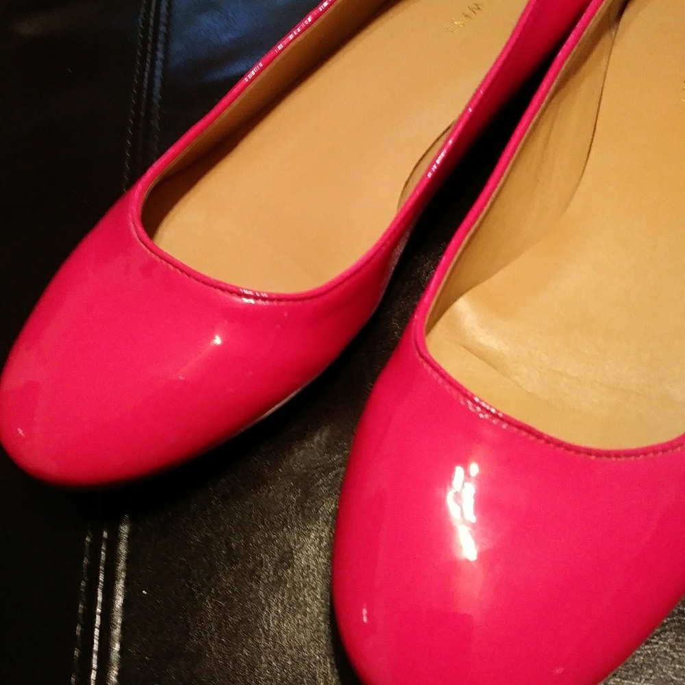 Sale..😍.New Nine West Flats....unique